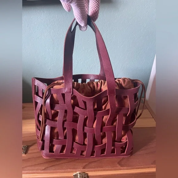 Tote w/ Flat Handles Soft Leather Woven Bag w/ Canvas Bag Inside Vintage 14x9x4” - Picture 2 of 16